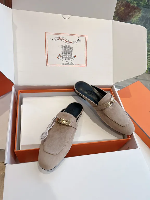 Hermes Shoe 